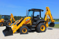 What is the Difference Between Backhoe and Loader? - Hendershot Equipment