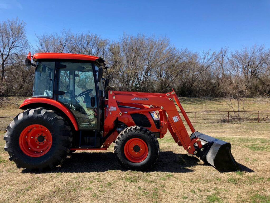 KIOTI RX6620 Powershuttle Cab Tractor at Hendershot Equipment in Decatur and Stephenville, TX.