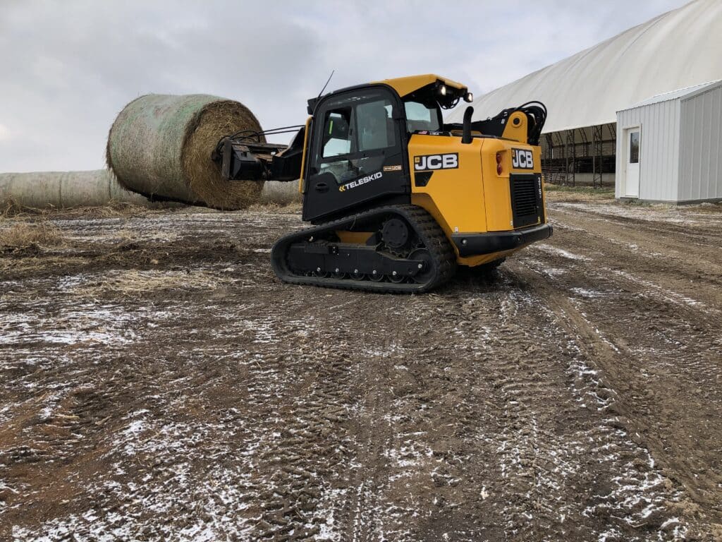 3TS-8T Hay.jpeg (1) 2024 JCB 3TS-8T Teleskid for sale at Hendershot Equipment in Stephenville & Decatur, near Fort Worth, Weatherford & Waco TX